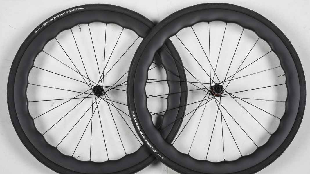 Laufräder unter 1000 Euro im Test: Mai Bikes GRV Carbon Allroad Gravel
