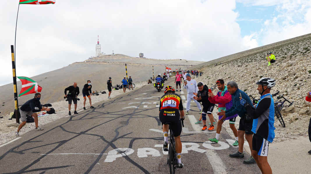Tour de France 2025 mit legendärer Bergankunft?