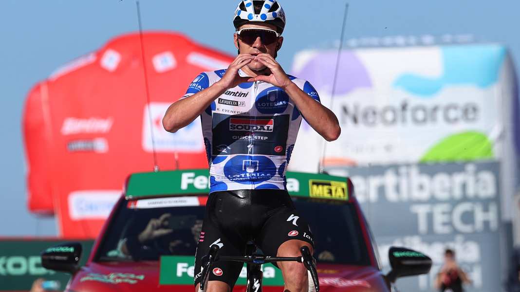 Vuelta 2023: Evenepoel holt 18. Etappe mit Monster-Solo, Vingegaard schützt Kuss