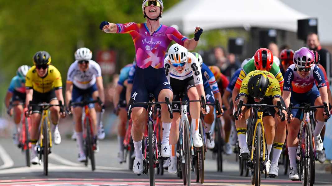 Rennen für eine Stunde unterbrochen: Vos gewinnt Amstel Gold Race, Wiebes jubelt zu früh