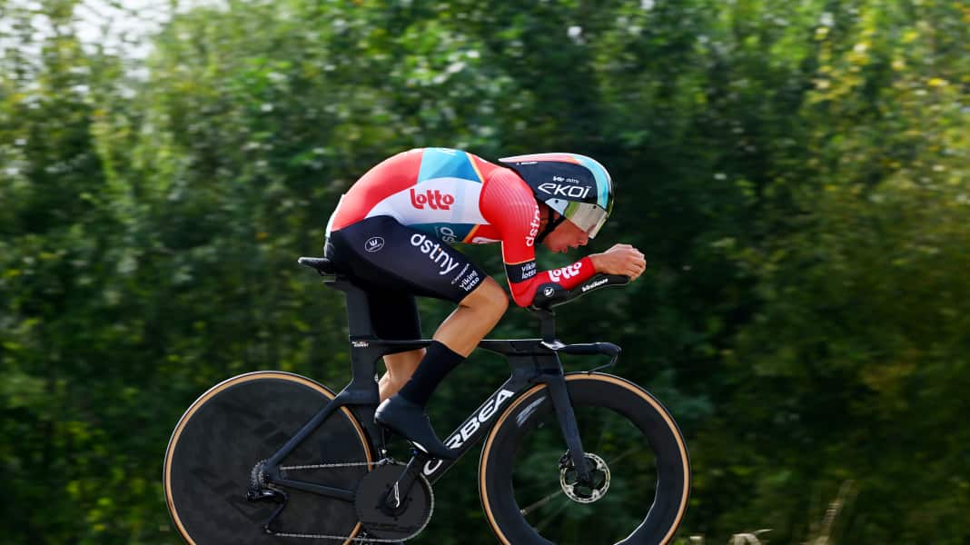 Renewi Tour 2024: Segaert siegt im Zeitfahren - Schachmann in den Top 10