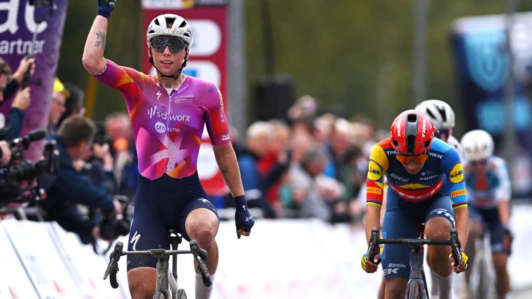 Simac Ladies Tour 2024: Zweiter Streich am dritten Tag - Wiebes schlägt wieder zu