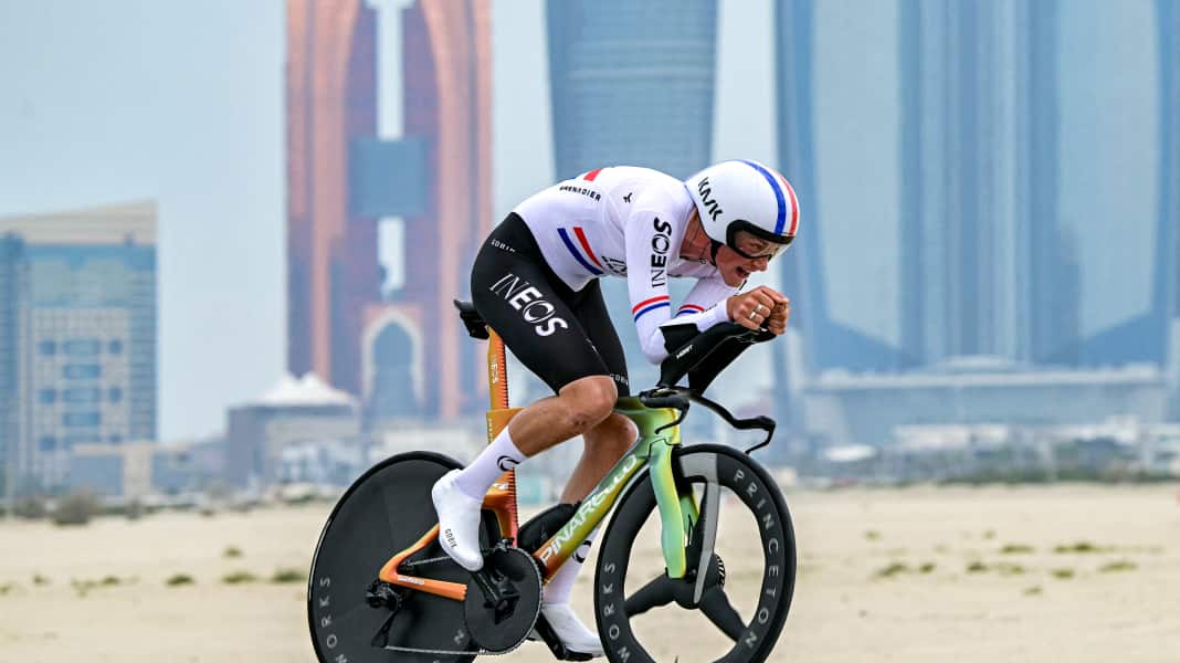 UAE Tour: Tarling rast zum Zeitfahrsieg - Pogačar in Lauerstellung