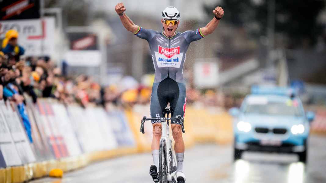 E3 Saxo Classic 2025: Gala-Vorstellung! Van der Poel zerlegt die Konkurrenz