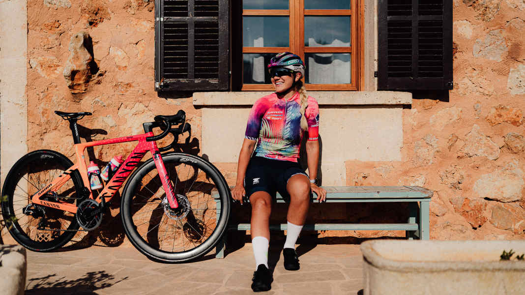Vertrag für Sophie Alisch: Ex-Boxerin wird Profi bei CANYON//SRAM