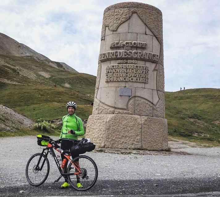   Conway RLC7: Neben einem Cross-Duathlon und einem Eliminator-Rennen zählte jedoch die dreitägige Pässe-Tour mit meinem Sohnemann zu den Highlights. Mit schmaleren und gut rollenden Reifen und Packtaschen versehen, erklommen wir den Col du Telegraph und den Col du Galibier. In den drei Tagen auf der Straße kamen so über 5000 Höhenmeter und täglich gut 120 Kilometer zusammen. 