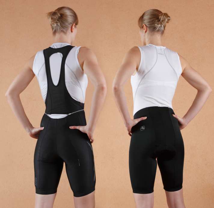   Die Gore-Hose (links) überzeugt als teuerstes Modell im Test mit guter Verarbeitung und aufwendigen Details wie etwa dem Trennreißverschluss. Die günstige Giordana-Hose für 36 Euro kann da nicht mithalten. 