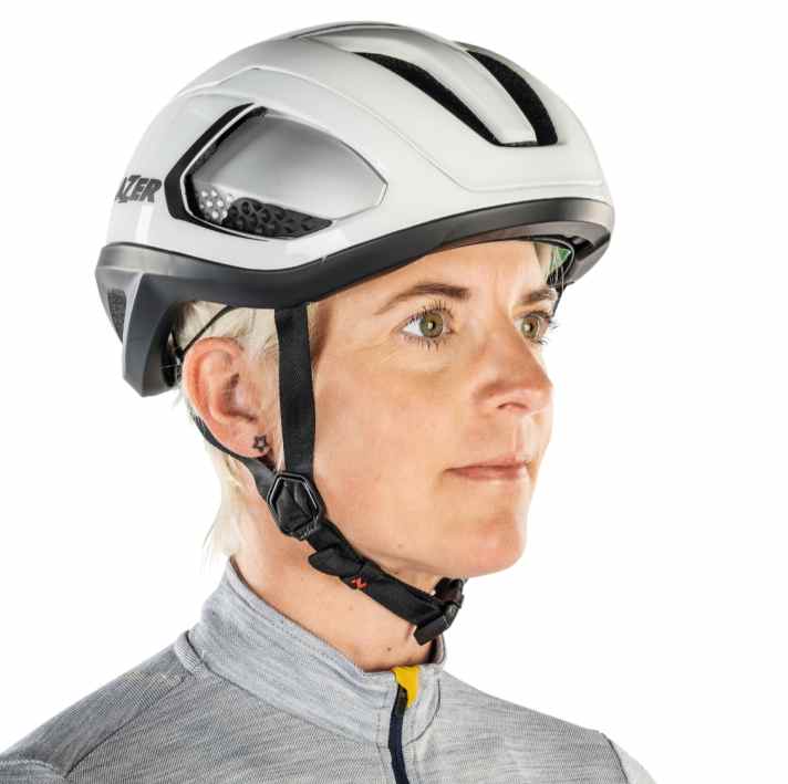 Rennradhelme im Test: Lazer Vento Kineticore