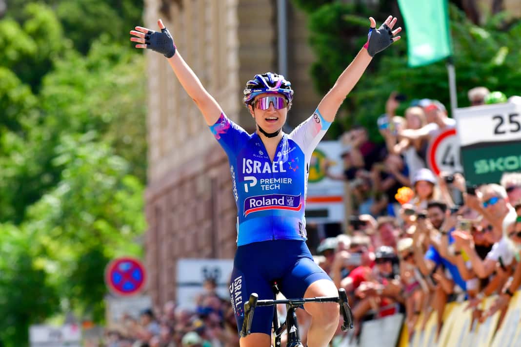 Elena Pirrone (Israel - PremierTech - Roland) gewann die Erstaustragung des Women's Cycling Grand Prix in Stuttgart
