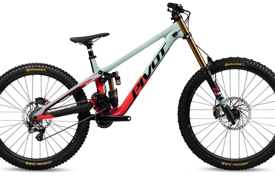 Das neue Pivot Phoenix Pro Saint für 8499 Dollar mit Fox-Factory-Fahrwerk.