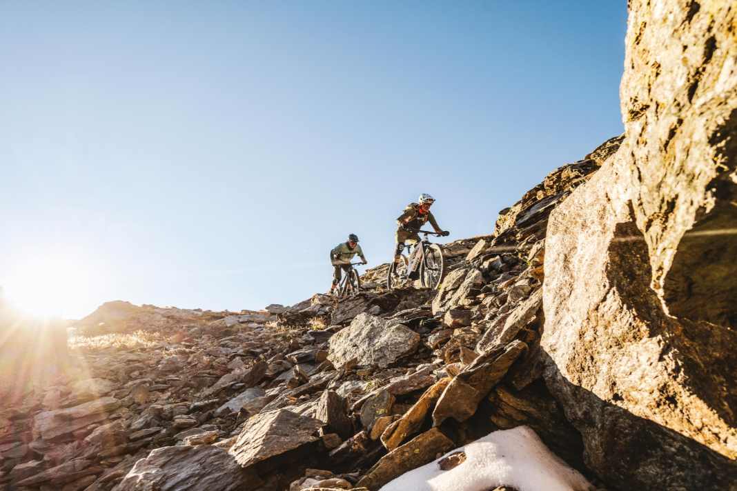 Test Trailfullys von Down-Country bis Mini-Enduro – acht Bikes ab 3199 Euro im Vergleich