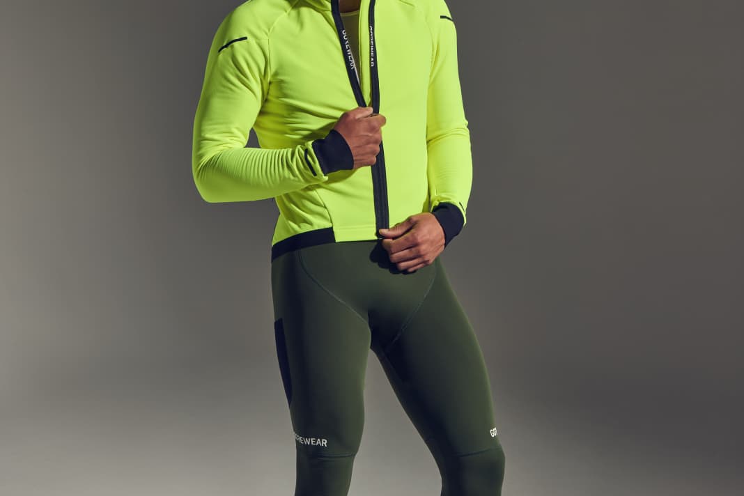 Nach den Trikots und Hosen für warme Temperaturen, zeigt Gorewear jetzt die Thermo Jacke aus der Spinshift-Kollektion für den Winter.