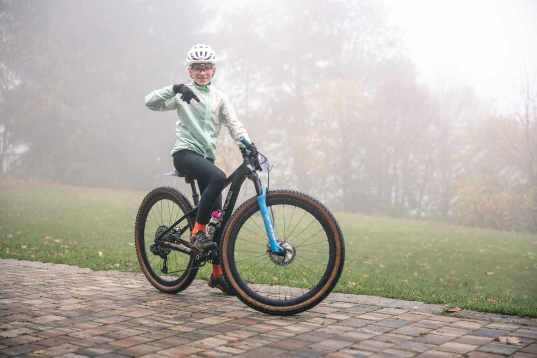 Im Cross-Country-Rennsport ist gutes und leichtes Material erfolgsentscheidend. Erst recht, wenn die Fahrer selbst erst 40 Kilo oder wenig mehr wiegen.