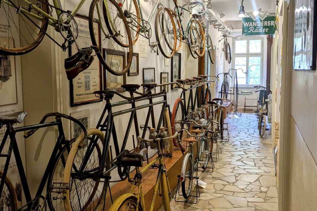 Über 230 historische Fahrräder beherbergt das Deutsche Fahrradmuseum.