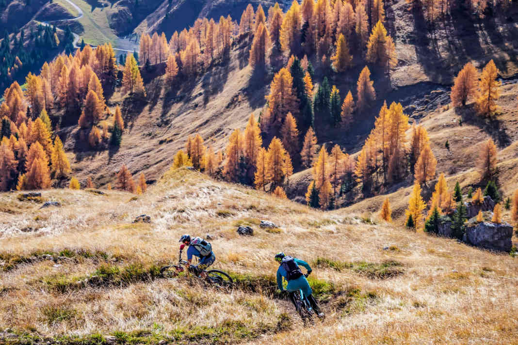 Auf der Südseite der Alpen hat die Sonne - wenn sie es durch die Wolken schafft - noch richtig Power.