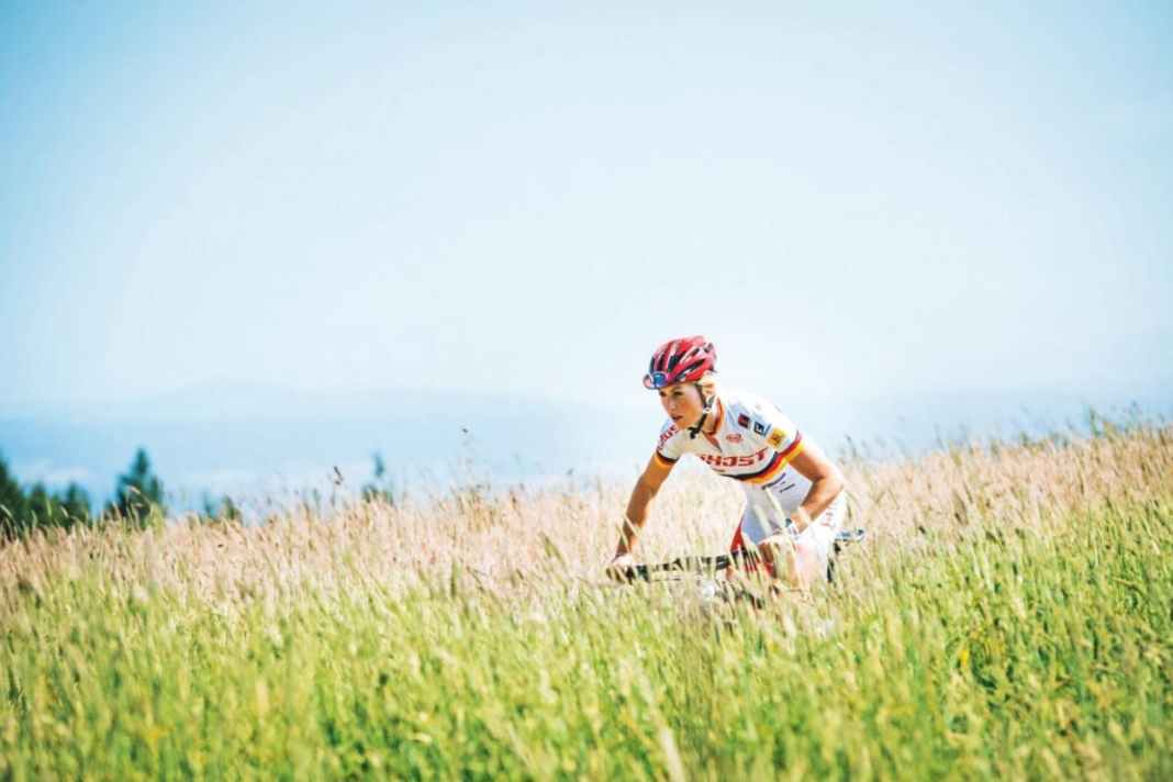 Helen Grobert gehört zu den Shootingstars der deutschen Cross-Country-Szene. Die junge Schwarzwälderin siegte 2015 überlegen bei der deutschen Meisterschaft.