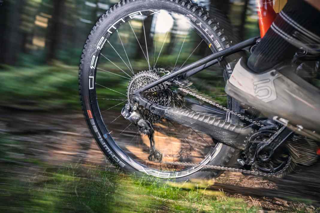 Ausführlicher Test der neuen Shimano XT Di2. Kann die Automatik-Funktion im Gelände überzeugen?