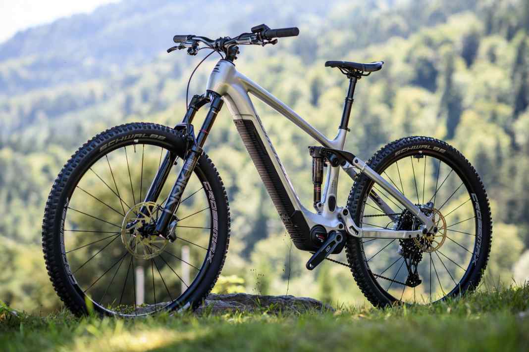Corratec goes Light: Im RX 140 EL steckt der neue Bosch SX, das Bike soll unter 20 Kilo wiegen.
