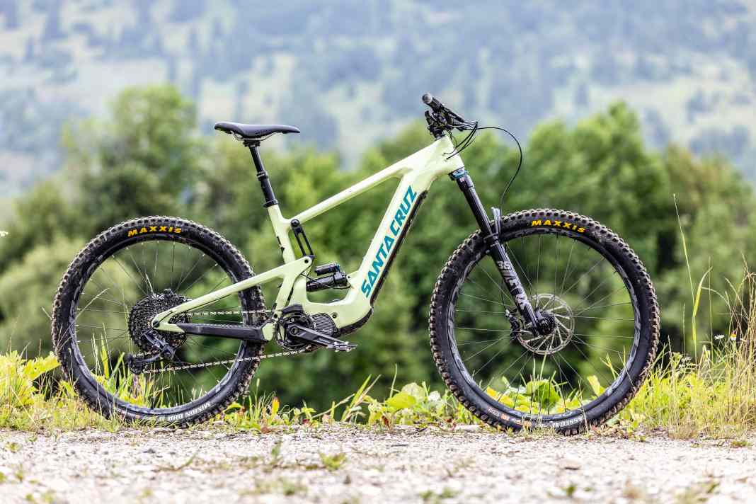 Das Santa Cruz Heckler S MX sichert sich den EMTB-Tipp Allround.