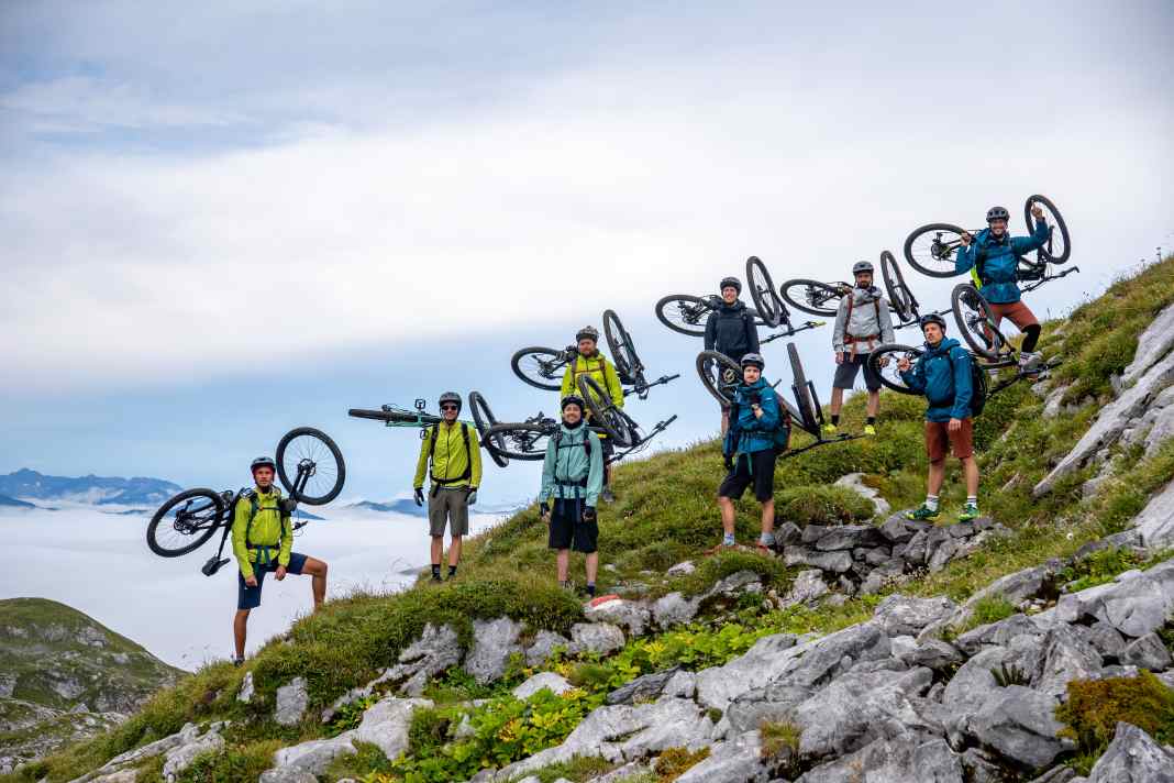 Sie haben es wieder getan und ihre Erlebnisse in eine 7-teilige Video-Serie verpackt: Peter Baumeister und seine Transalp-Crew.