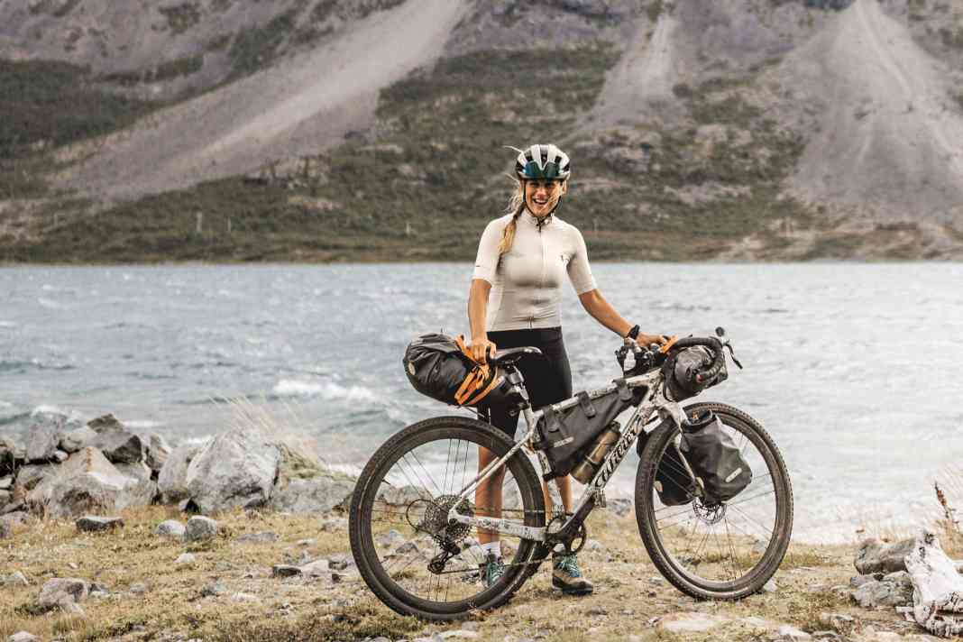 Für Bikepacking-Trips, egal ob kurz oder lang, wählt Bike-Abenteurerin Wiebke Lühmann immer ihr Gravelbike: „Ich kann alle Wege nehmen, habe viele Möglichkeiten für Gepäckmitnahme und sitze bequem.“