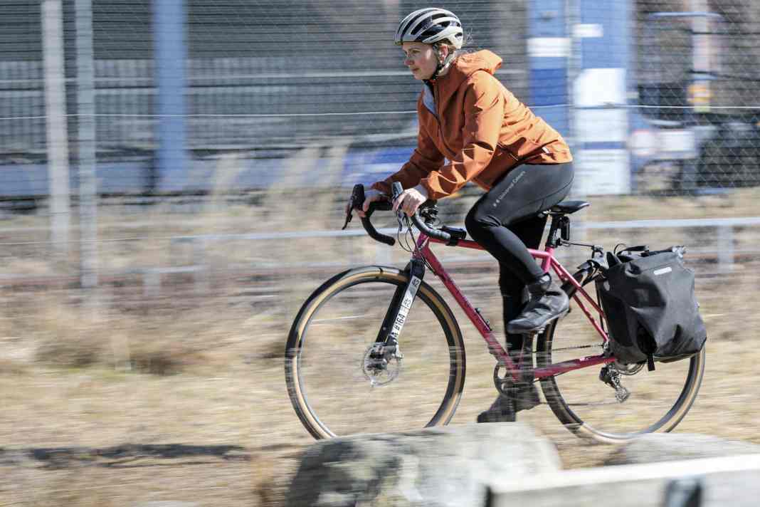 Sandra Schuberth legt fast alle Wege mit dem Fahrrad zurück: „Für den Arbeitsweg habe ich andere Anforderungen ans Rad als für eine Bikepacking-Tour.“