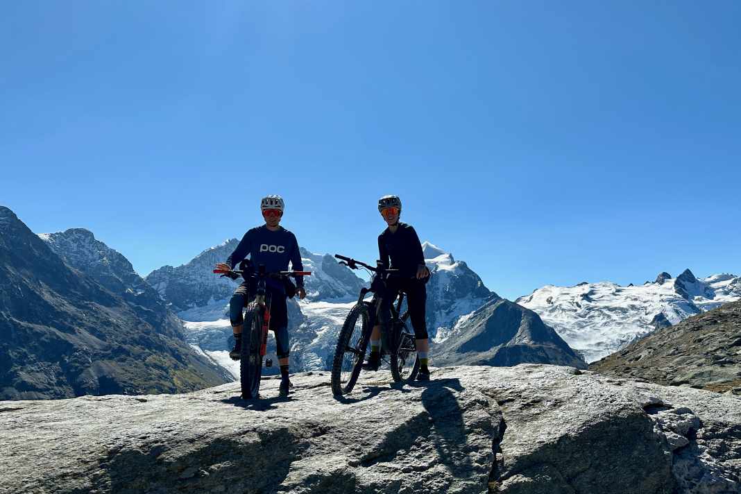 Mona Schick und Philipp Weiß - unser Diasporal Alpen Challenge Team für die BIKE Transalp 2024