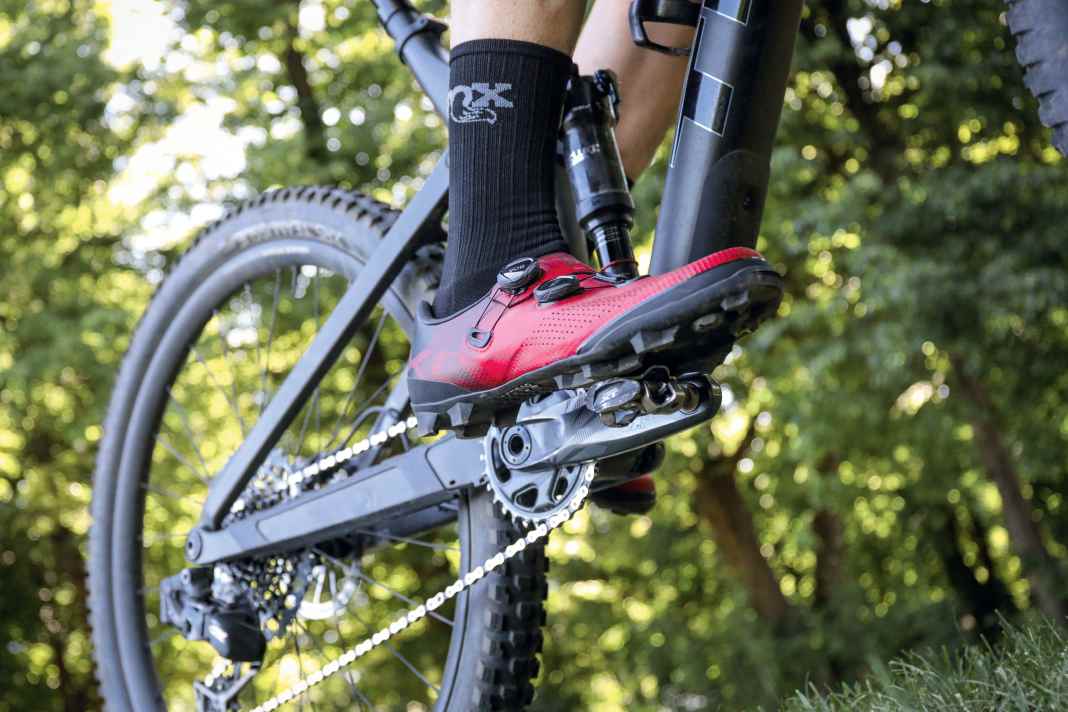14 leichte Race-Schuhe im Labor- und Praxistest