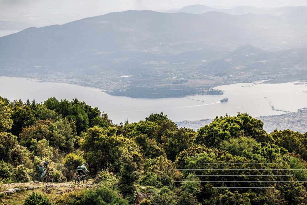 Durch den wilden, bergigen Norden des Festlands - Griechenland mal ganz anders.