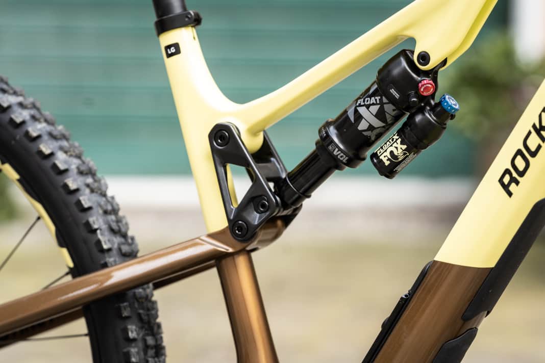 Beim Fahrwerk des C70-Modells bedient sich Rocky  Mountain bei der Performance-Elite-Baureihe von Fox. Hier gibt´s die beste Dämpfungskontrolle zum besten Preis.