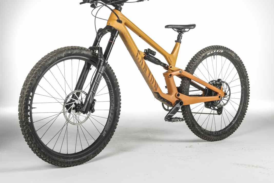 Canyon | Torque 29 CF 7: 3999 Euro / 29“