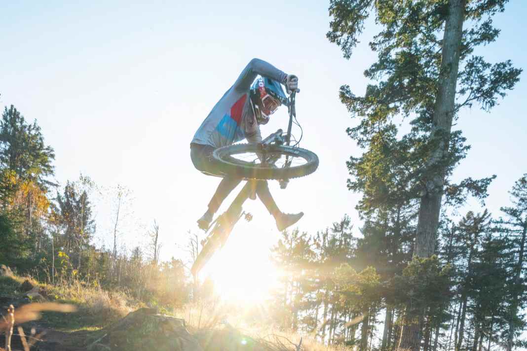FREERIDE Editors Choice: Die 3 besten Enduros auf dem Markt...