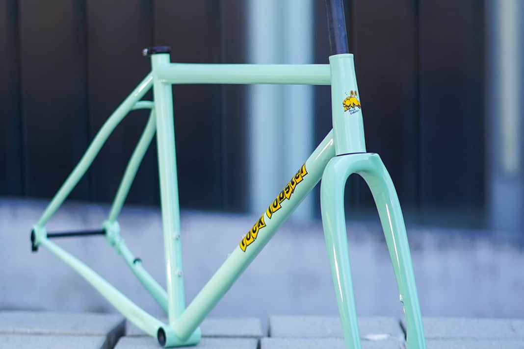 Was für ein Meisterstück! Der Rahmen ist genau so, wie man ihn sich erträumt hat. Doch noch ist unklar, ob es am Ende auch ein gutes Bike wird.