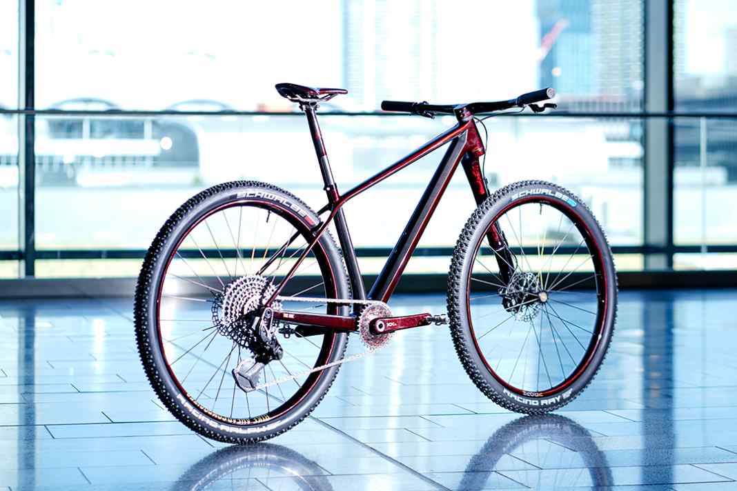 Bei diesem Dream-Build des Bike Ahead The Frame Hardtails bekommen selbst eingefleischte Tuner weiche Knie.