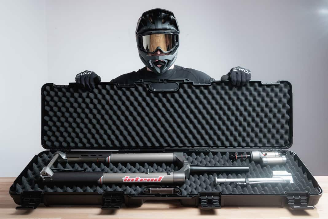 Koffer auf: Das ist das limitierte Highend-Fahrwerk Intend Moto.