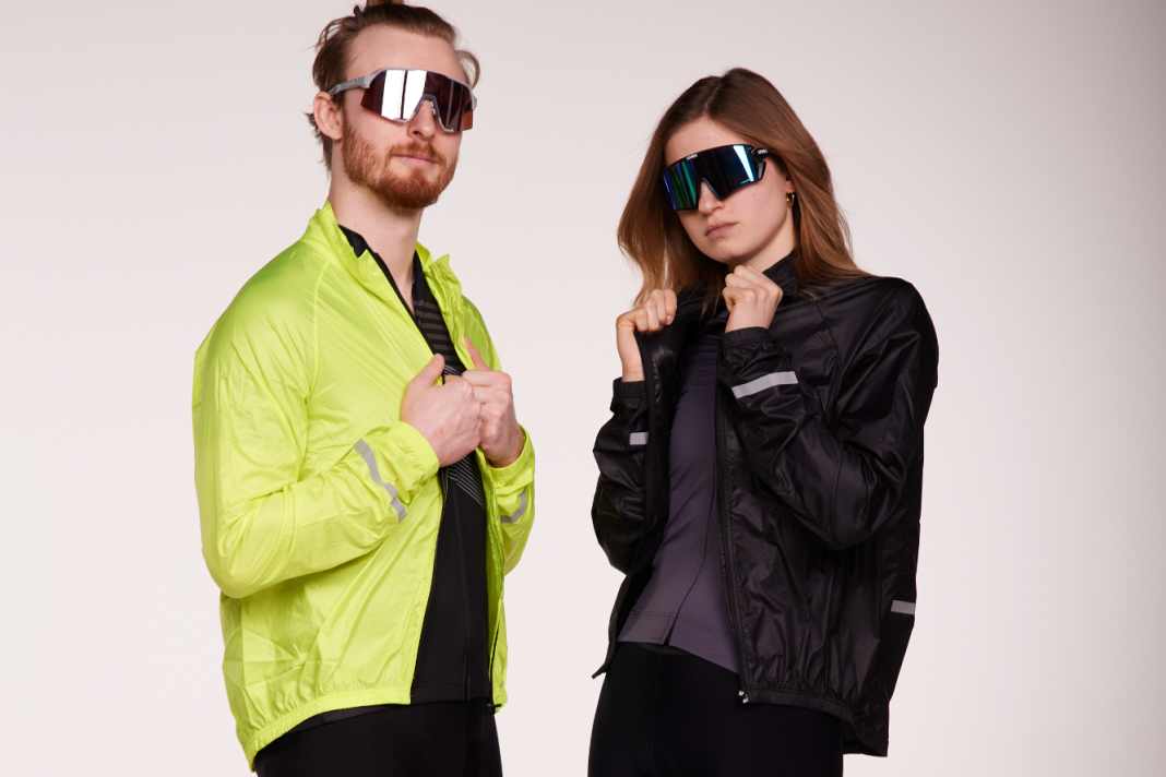 Die Dynamics Vento Windjacke ist Unisex ein spezielles Damenmodell gibt es nicht