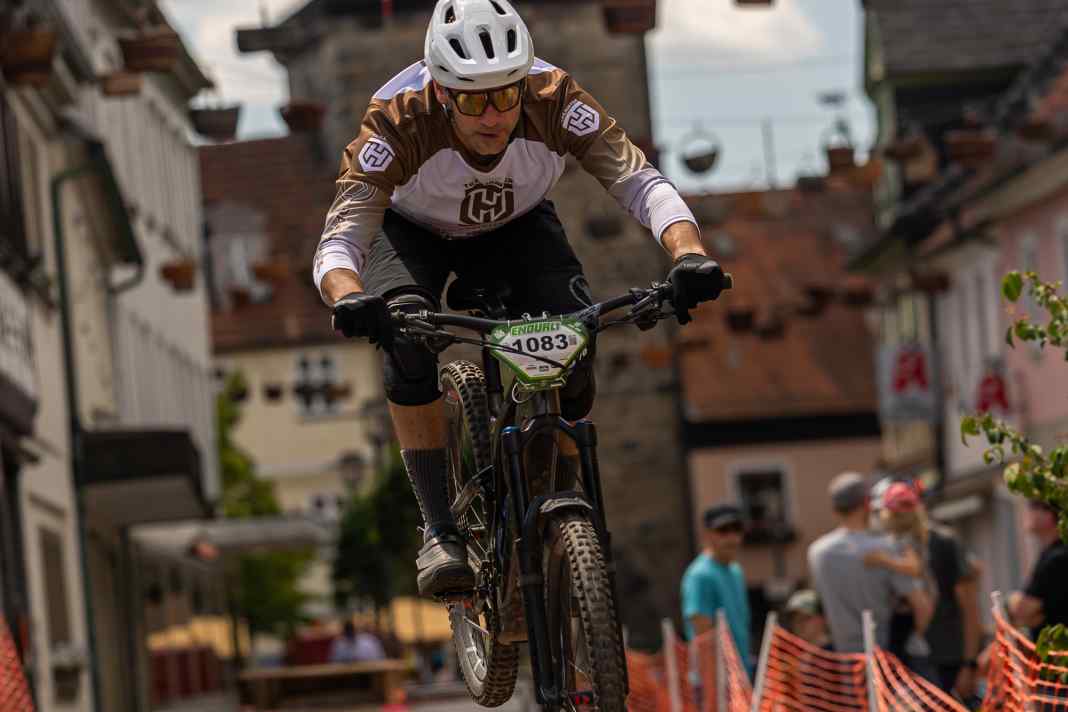 Bei der zweiten Station der Enduro One MTB-Rennserie ging es mitten durch die Stadt.