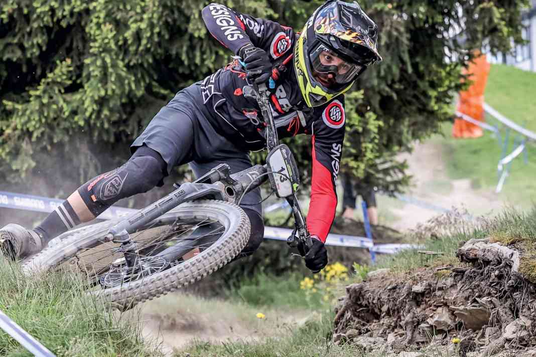 Vollgas: Die E-Enduro-Piloten sind seit dieser Saison erstmals Teil des Weltcups. In Leogang waren 34 Fahrer und sechs Fahrerinnen am Start. Unter ihnen Alex Marin vom Gasgas Sram Racing Team.