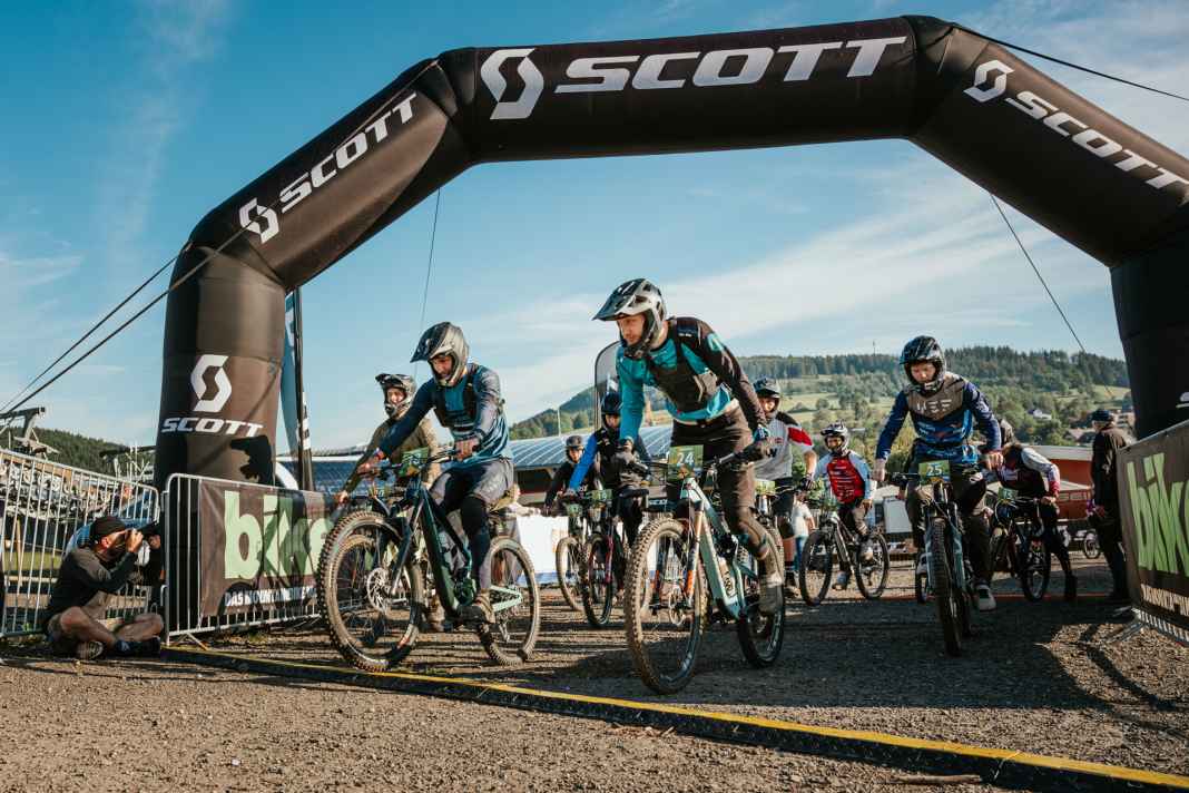 Die Scott Enduro Deutschen Meisterschaften markierten den Auftakt für den letzten Tag beim BIKE Festival 2024 in Willingen.