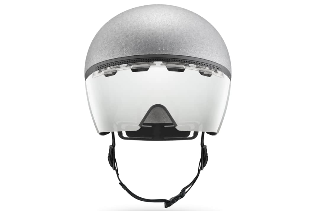 Erst vor Kurzem zeigte Fizik seine neue Helm-Kollektion, die drei Modelle und eine Variante umfasst.