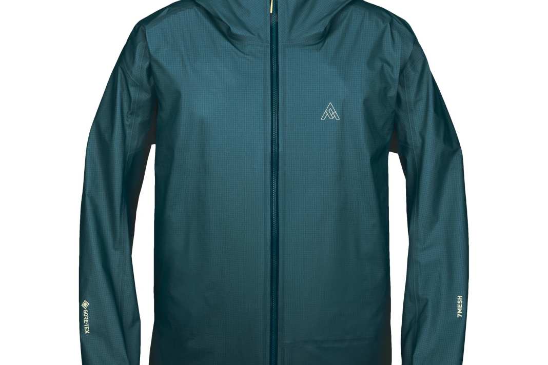 Die 7mesh Guardian Air Regenjacke gibt es für Männer...