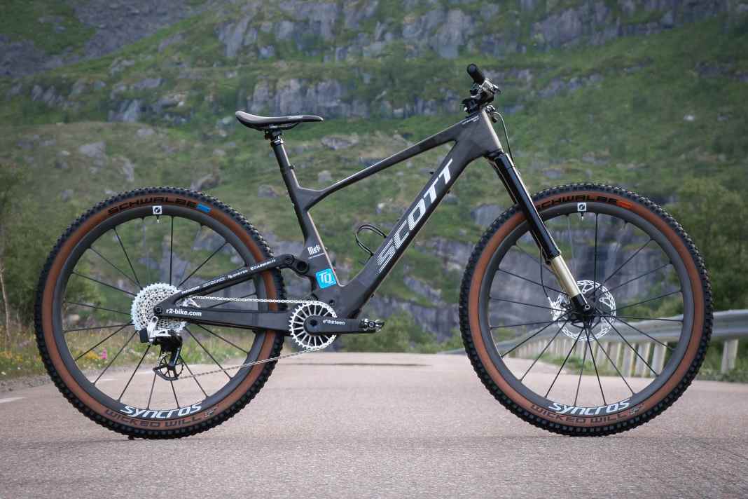Auf Trailspaß gemünzt: Die Lieblingsversion von Dangerholm ist das Lumen mit griffigeren Reifen, konventionellem Lenker und längerer Dropper-Post für mehr Trailspaß.