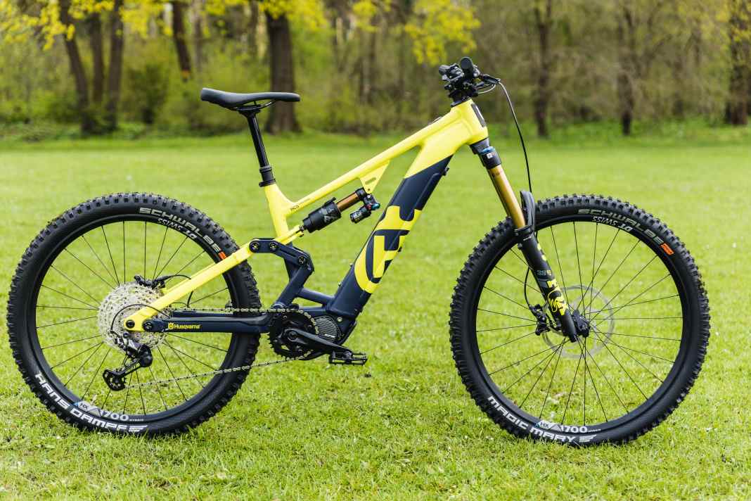 Husqvarna Hard Cross HC5: Das Top-Modell soll ab Mai für 8199 Euro beim Händler stehen.