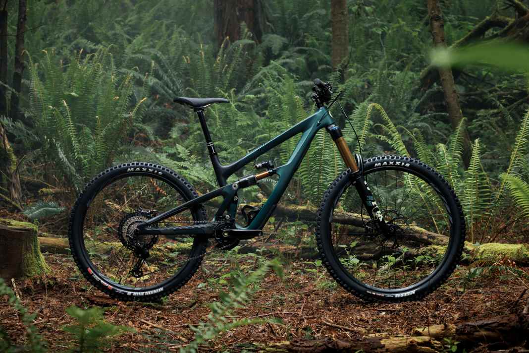 Das Ibis HD6 - die sechste Weiterentwicklung des Enduros - hat nun gerade, schnittige Formen.