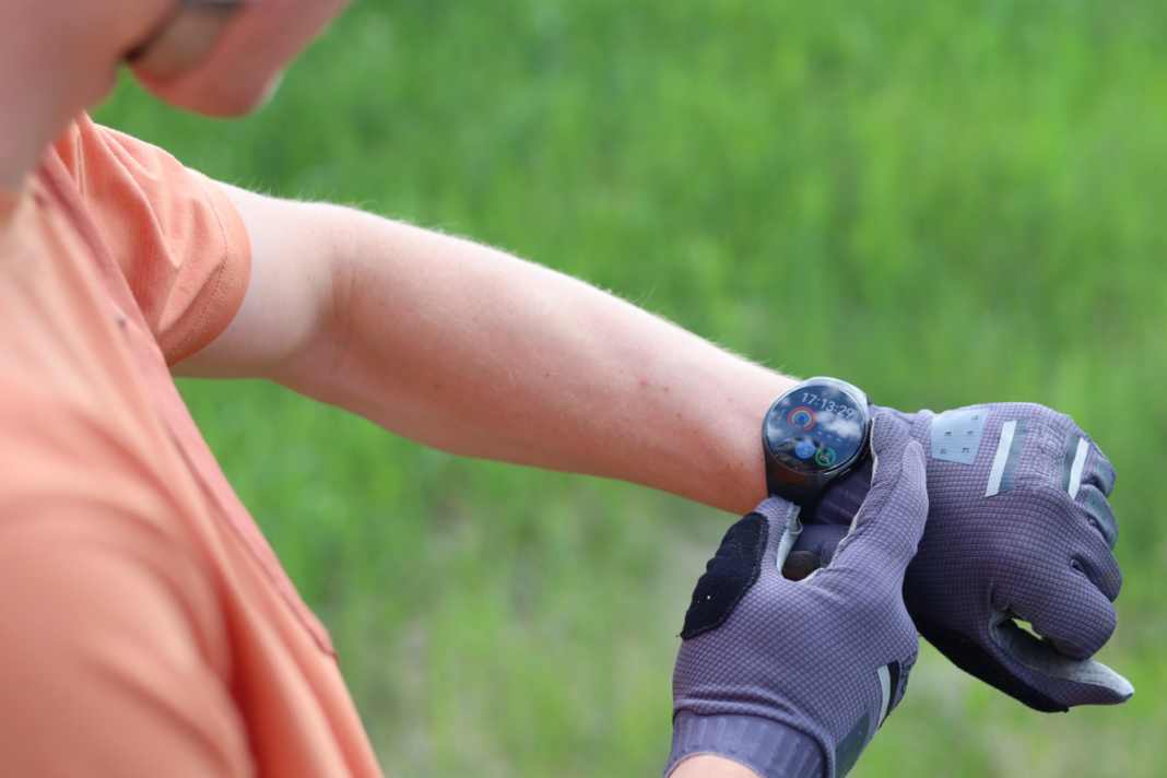 BIKE hat die brandneue Huawei Watch 5 im Mountainbike-Einsatz getestet.
