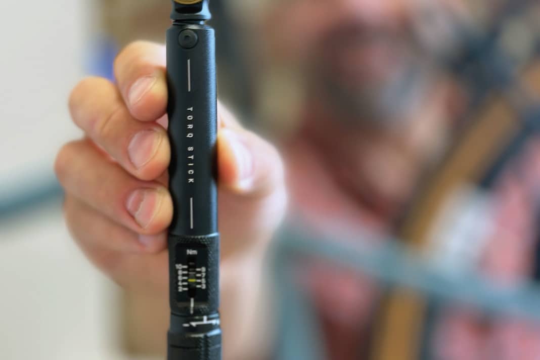 Drehmomentschlüssel wie der Torq Stick von Topeak kosten 70 bis 100 Euro, können aber Tausende sparen...