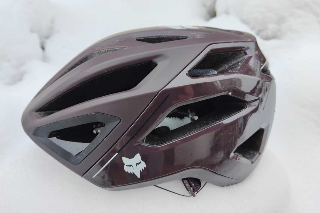 Über das Lila kann man streiten, aber das Design des Crossframe Pro funktioniert auf dem MTB so wie auf dem Gravelbike sehr gut.