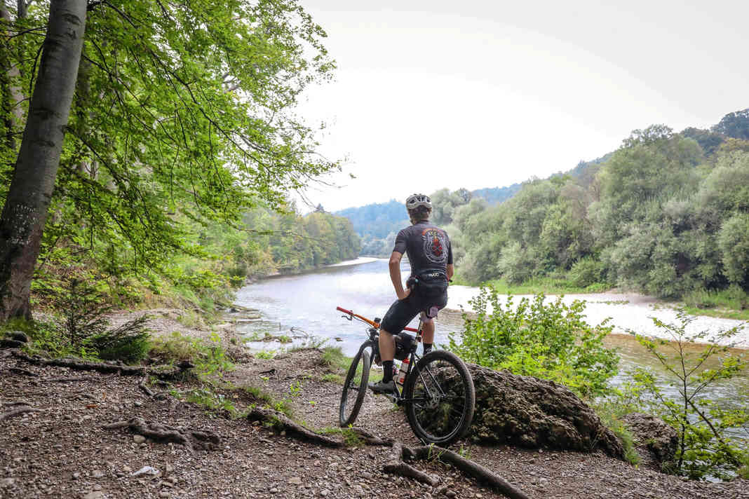 Die professionelle Trail-Baufirma muss erst noch gefunden werden, der erste Spatenstich ist für Herbst 2026 geplant.