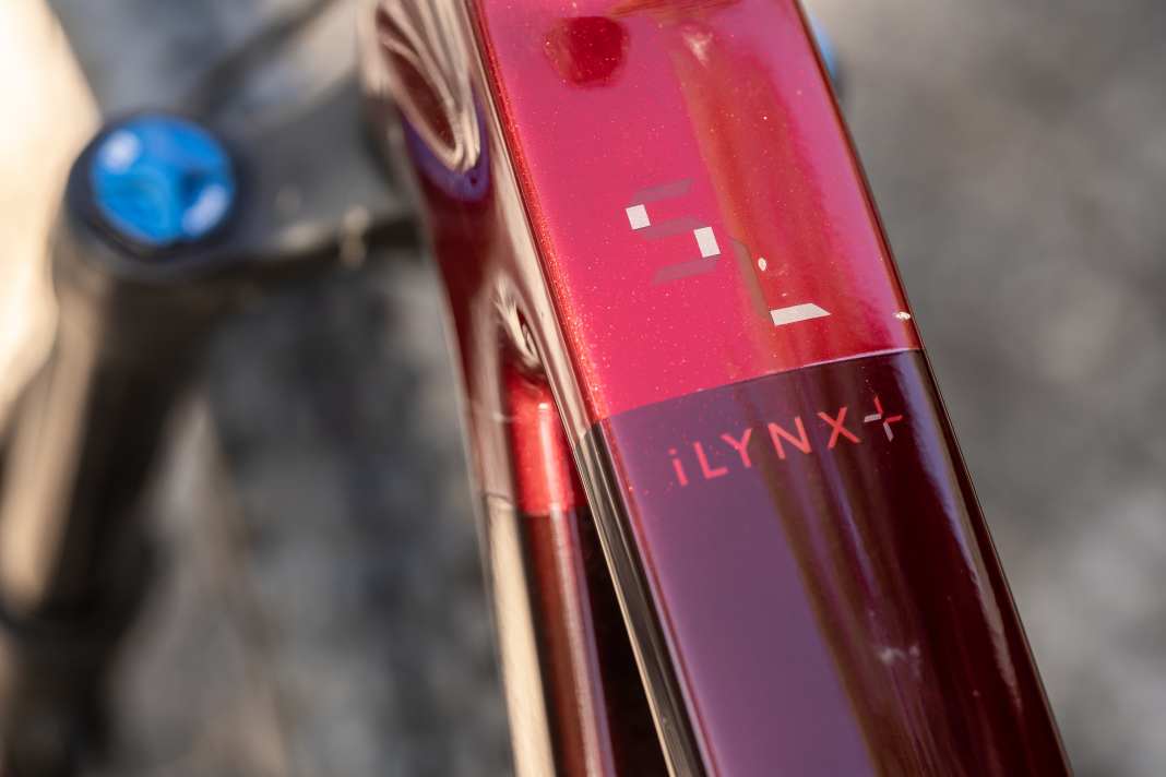 TOP: Custom-Farbe? Kein Problem! Ab Werk gibt’s beim BH schon vier Optionen. Selbst eine komplette Indvidual-Lösung kostet keinen Aufpreis. Dagegen wirkt die Farbauswahl bei Cannondale und gerade beim Amflow recht mager.