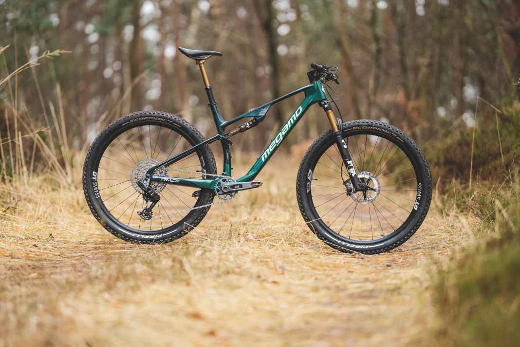 Megamo Track Race AXS / 11,4 kg1  / 120/120 mm / 29" / 7399 Euro / Carbon